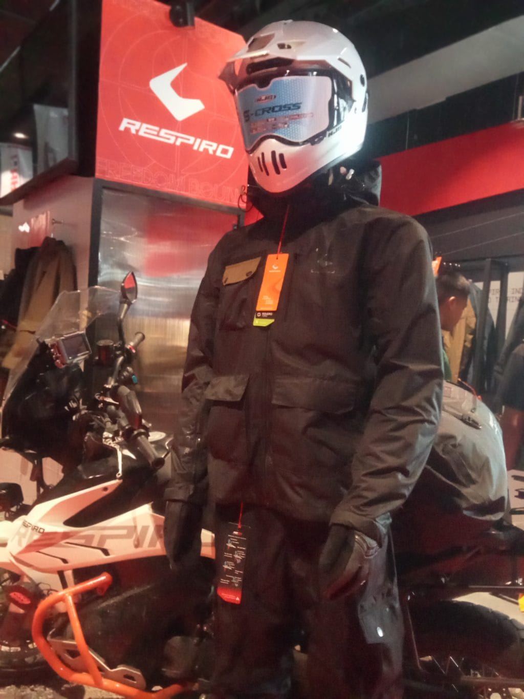 Jaket Respiro Overland dan Voxtrail Teman Sejati Perjalanan Anda