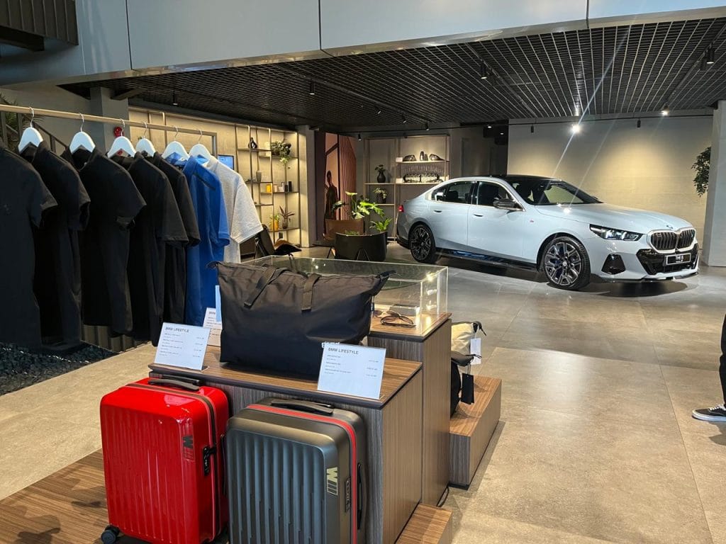 BMW Astra dan BMW Indonesia Kolaborasi Ciptakan Diler Retail.Next